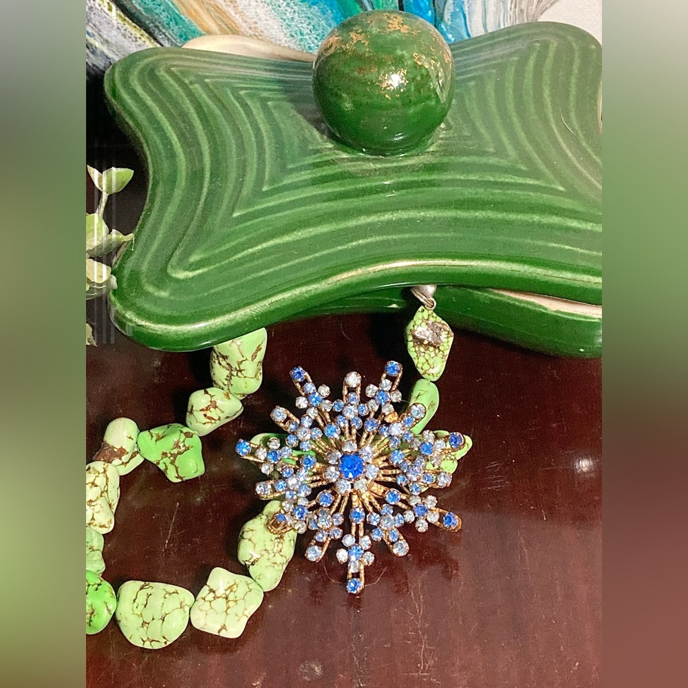 VTG Austrian Blue Crystal Starburst Brooch